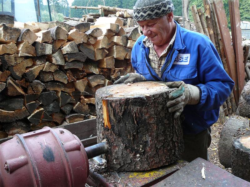 P1030956 (Custom).JPG